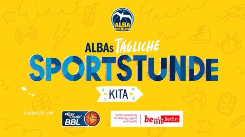 Bunte Grafik mit dem Text „ALBAs tägliche Sportstunde Kita“ auf gelbem Hintergrund, ergänzt durch Logos und Sportmotive.