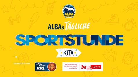 Logo von Alba Berlin auf gelbem Hintergrund mit dem Text "ALBAs tägliche Sportstunde Kita" und Unterstützern.